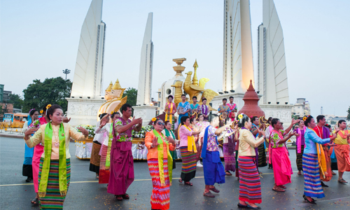 Songkran-Splendors-2016-TAT-04.jpg